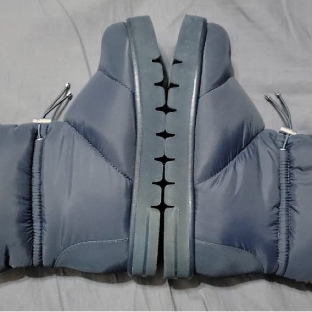 Stuart Weitzman Blue Lug Boots NWT Size 7B